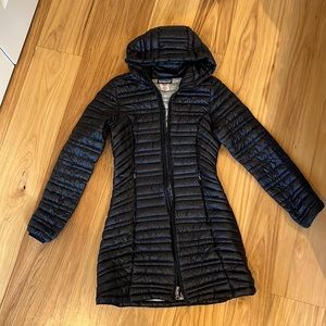 Patagonia lightweight packable down puffer jacket